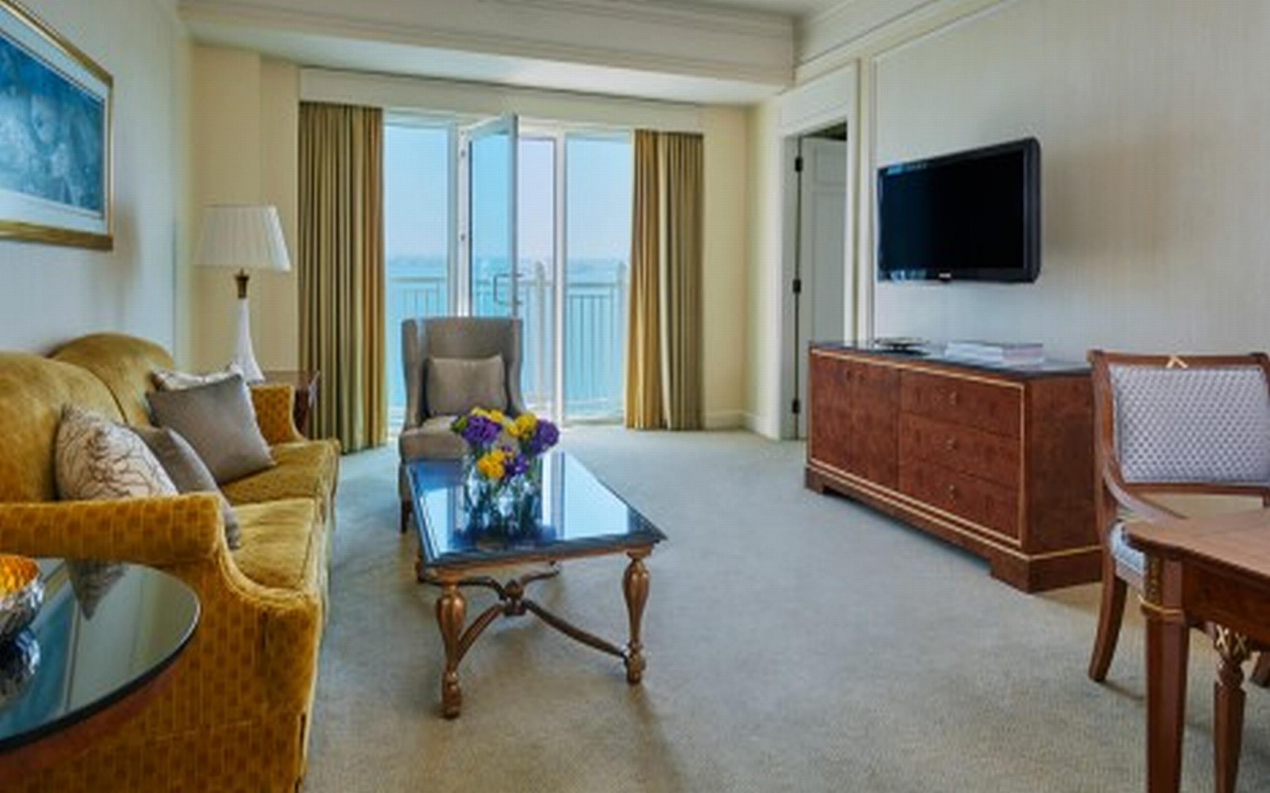 Four Seasons Hotel Doha Exterior foto A living room at the Four Seasons Hotel